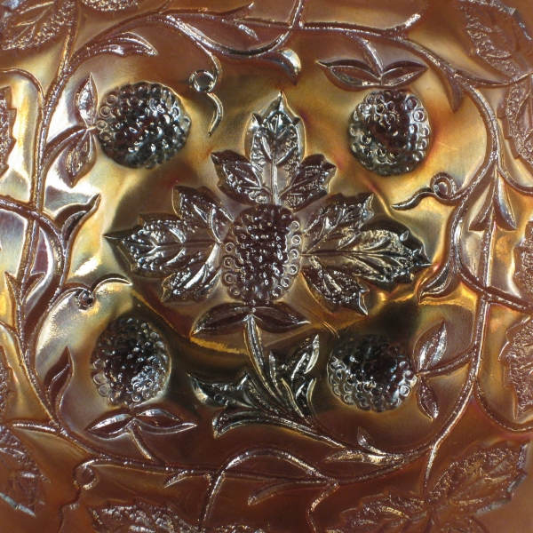Antique Millersburg Amethyst Blackberry Wreath Carnival Glass Bowl
