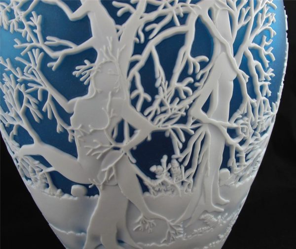 Kelsey Murphy Chris Carpenter Dryads Blue Art Cameo Glass Vase