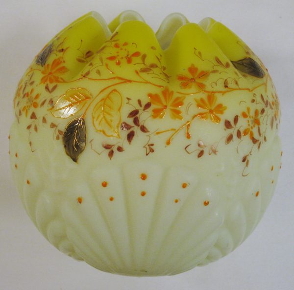 European Enameled Ivory Custard Shell & Seaweed Art Glass Rosebowl