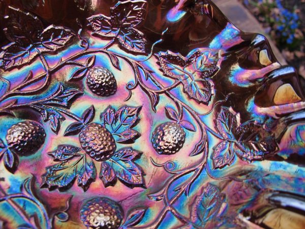 Antique Millersburg Radium Amethyst Blackberry Wreath Carnival Glass 3N1 Bowl