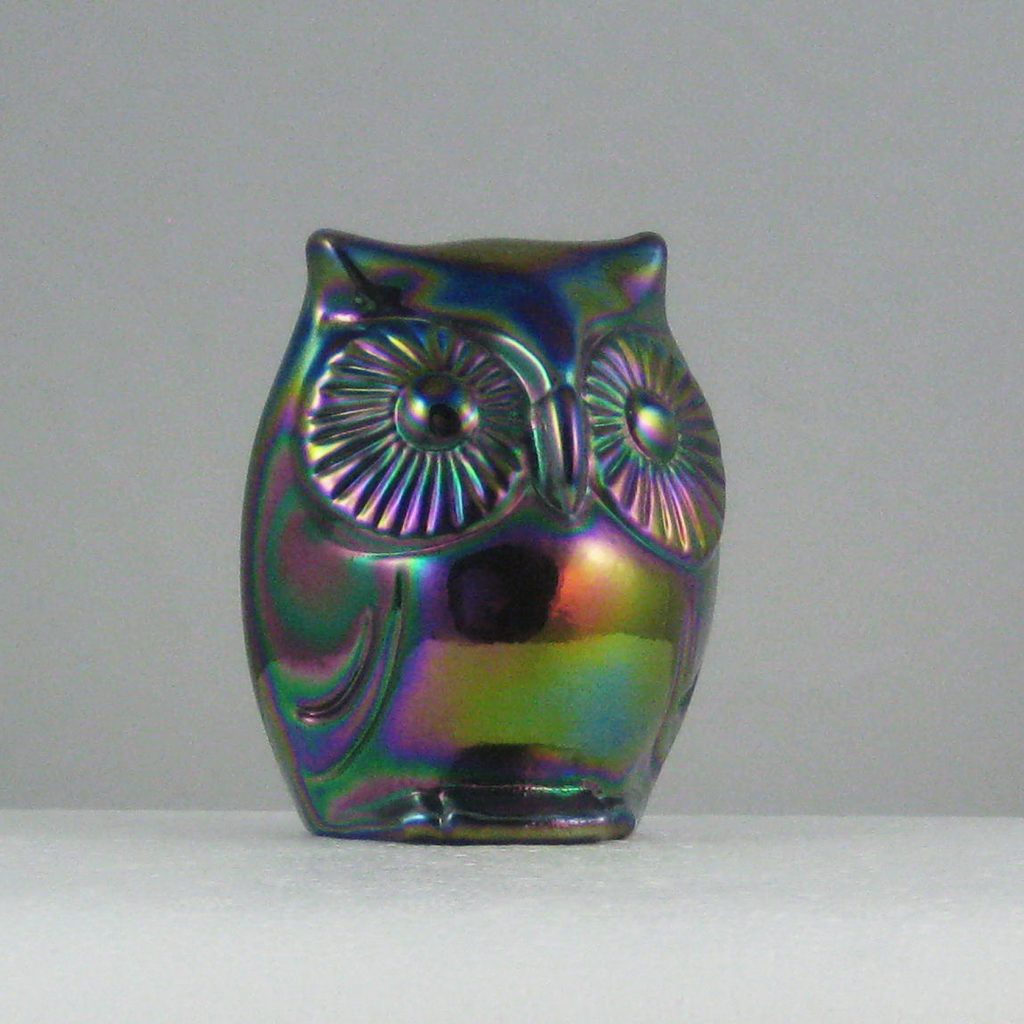 Fenton Amethyst Carnival Glass Owl Figurine / Paperweight Animal