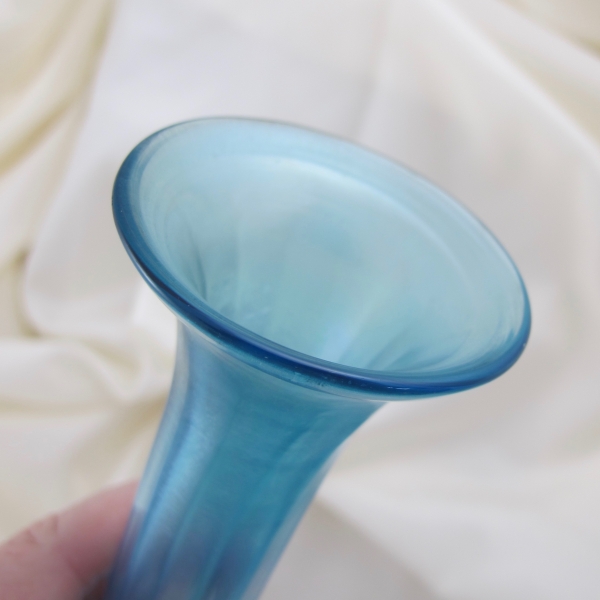 Antique Dugan Diamond Celeste Blue Ribbed Stretch Glass Bud Vase