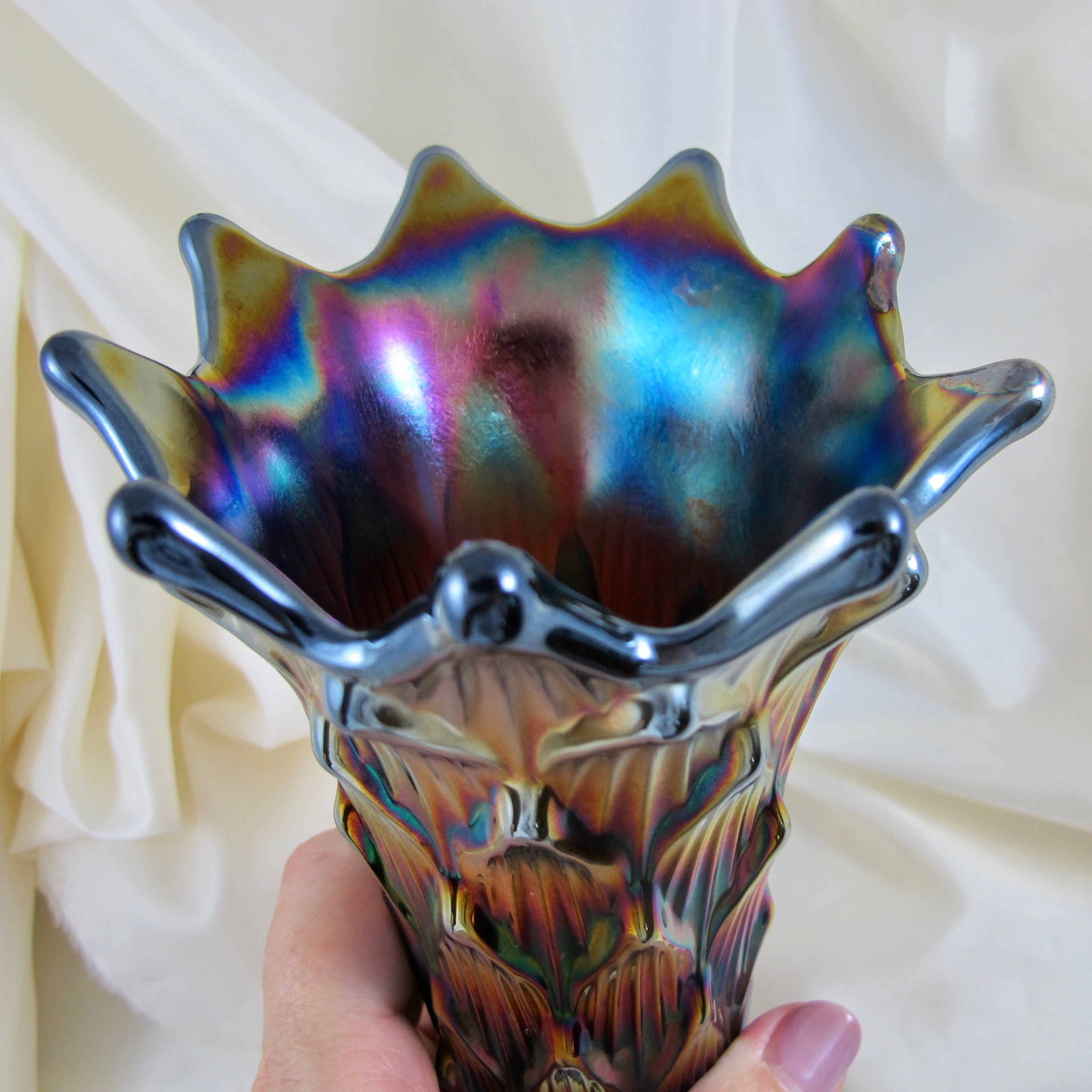 Antique Dugan Lined Lattice Amethyst Carnival Glass Vase Electric Carnival Glass