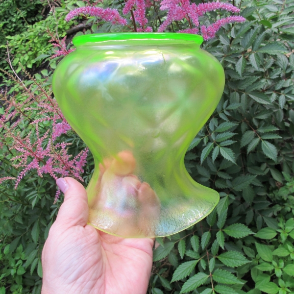 Antique Northwood Concave Diamonds Topaz Vaseline Stretch Carnival Glass Vase