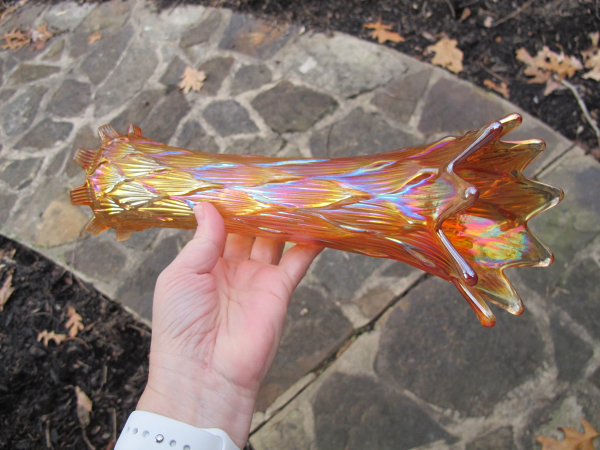 Antique Dugan Lined Lattice Marigold Carnival Glass Vase - SQUARE TOES