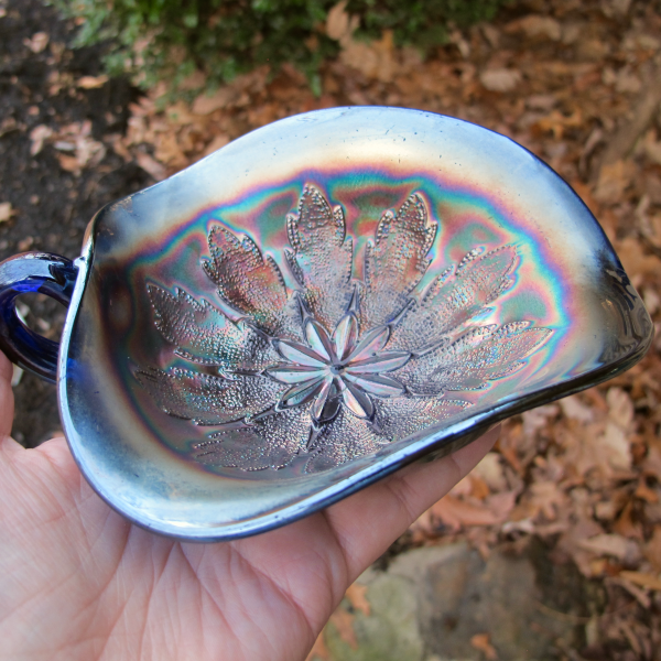 Antique Dugan Blue Leaf Rays Carnival Glass Spade Nappy Bowl