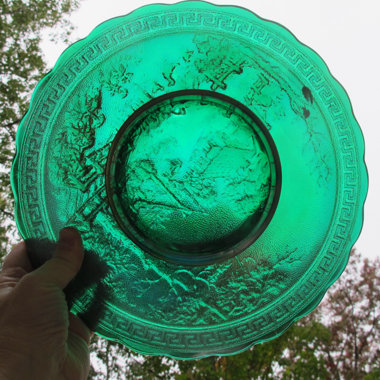 Summit Imperial Emerald Green Homestead Carnival Glass Plate