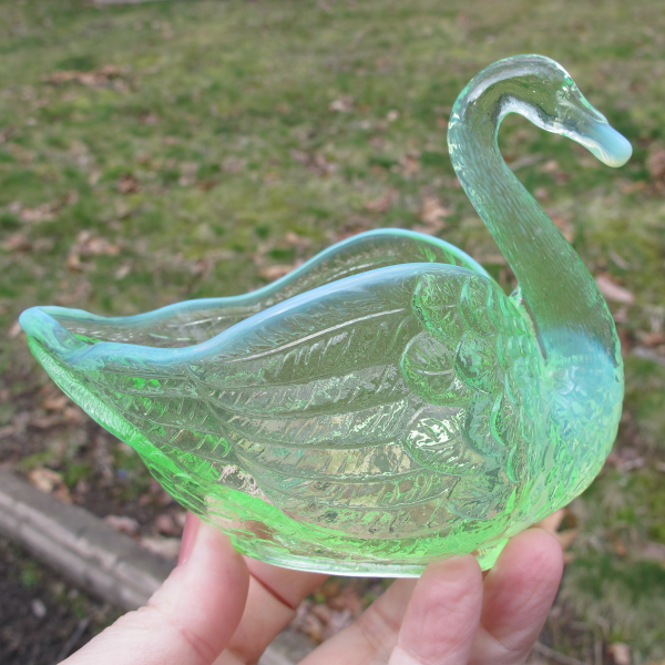 Antique Imperial Vaseline Light Green Opalescent Glass Swan #127