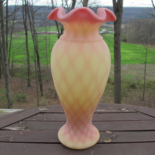 Fenton Criss Cross Diamond Optic Burmese Art Glass Vase