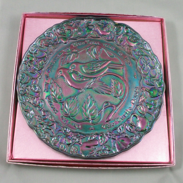 Imperial Green 12 Days of Christmas Carnival Glass Plate #2 Two Turtle Doves