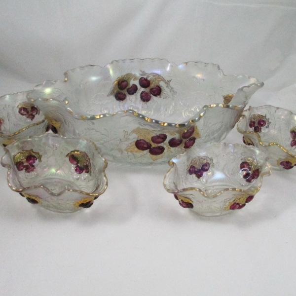 Antique Dugan White Wreathed Cherry Carnival Glass Five Piece Berry Set