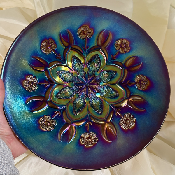 Antique Dugan Wishbone & Spades ELECTRIC Amethyst Carnival Glass CHOP Plate