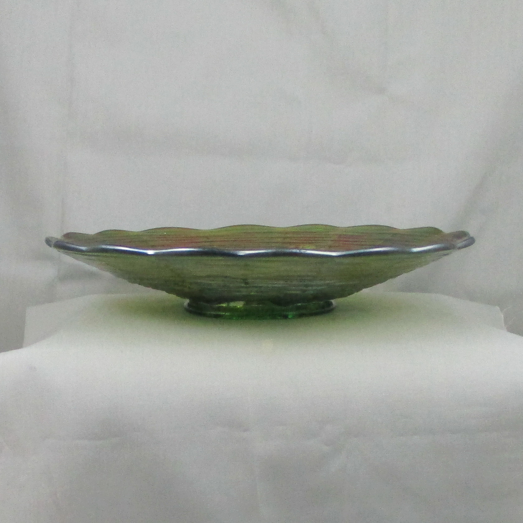 Antique Northwood Green Rose Show Carnival Glass Plate Antique Northwood Green Rose Show Carnival Glass Plate